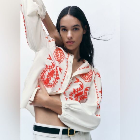 ZARA SHIRT WITH CONTRASTING EMBROIDERY - Picture 4 of 10